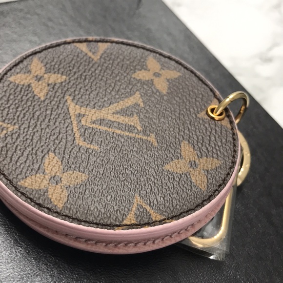 Louis Vuitton mirror bag charm - Picture 7 of 7